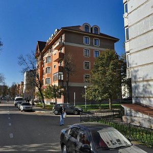 Ulitsa Komarova, 17 ، : صورة