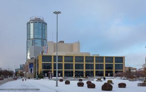 Oktyabrskaya Square, 2, Yekaterinburg: photo