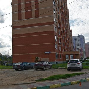Kuzminskaya Street, 7, : foto