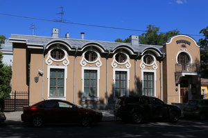 Srednyaya Street, 4/2, Pushkin: photo
