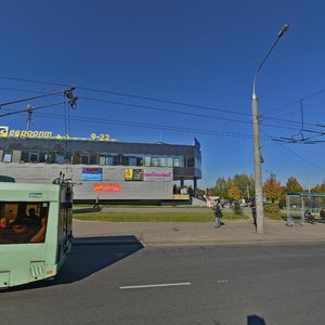 Минск, Улица Алибегова, 13к1: фото