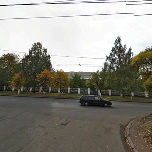 Vorovskogo Street, 42к6, Kirov: photo