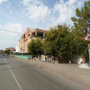 Chelyuskintsev Street, 10 ، تيومين: صورة