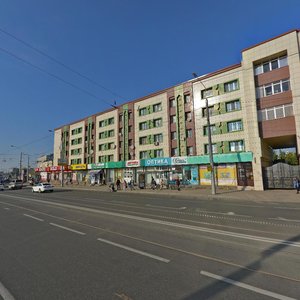 Казань, Улица Рустема Яхина, 15/1: фото