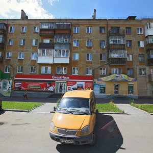 Ulitsa Oktyabrskoy Revolyutsii, 19, Nizhniy Tagil: photo