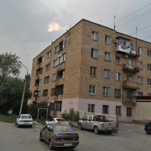 Pavlodarskaya Street, 52, Yekaterinburg: photo