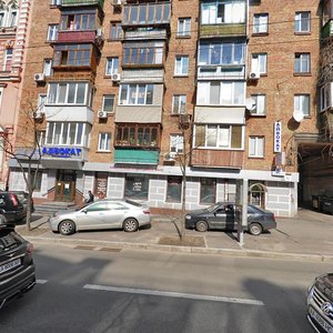 Saksahanskoho Street, 82, Kyiv: photo