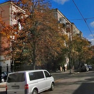 Yaroslaviv Val Street, 10, Kyiv: photo