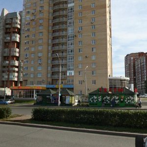 Revolyutsii Street, 16, Perm: photo