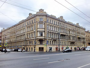 Nevskiy Avenue, 77, Saint Petersburg: photo