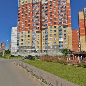 Molodyozhnaya ulitsa, 14Б, Lobnja: photo