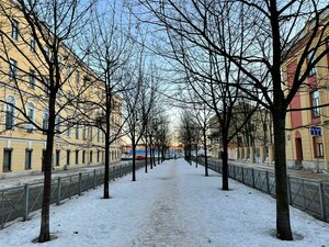 Санкт‑Петербург, Средний проспект Васильевского острова, 6/13: фото