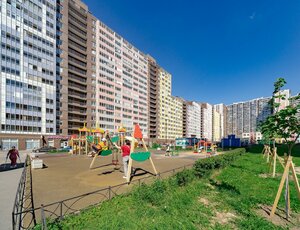Evropeyskiy Avenue, 8, Kudrovo: photo