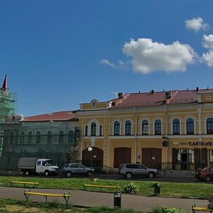 Рыбинск, Красная площадь, 3: фото