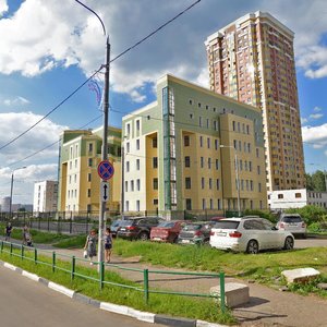 Raduzhnaya ulitsa, 7, : foto