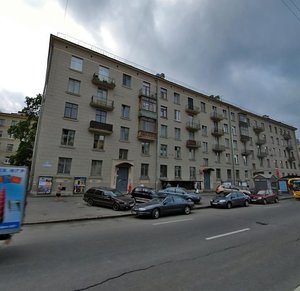 Revolyutsii Highway, 13, : foto