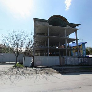 Dovatora Street, 235, : foto