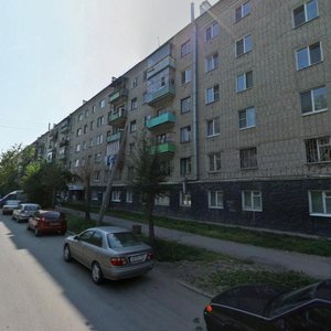 Yekaterinburq, Donskaya ulitsa, 31: foto