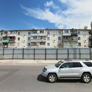 Алматы, 8-й микрорайон, 39: фото