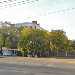 Оренбург, Улица Челюскинцев, 20: фото