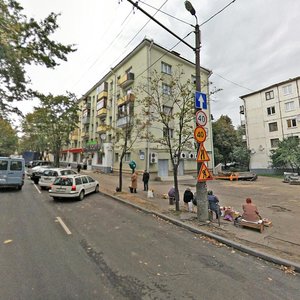 Shawchenki Boulevard, 18, Minsk: photo