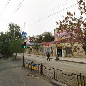 Savushkina Street, 24А, Astrahan: photo
