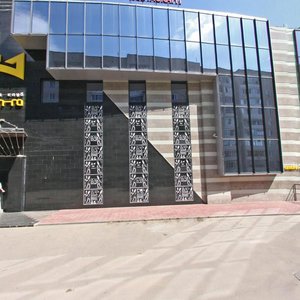 Zheleznodorozhnaya ulitsa, 90, : foto