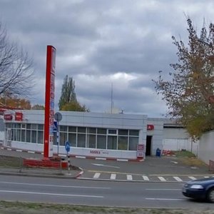 Avtozavodska Street, 54, Kyiv: photo