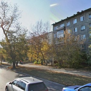 Барнаул, Молодёжная улица, 68: фото