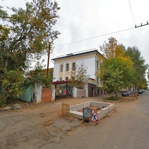 Gertsena Street, 50, Kirov: photo