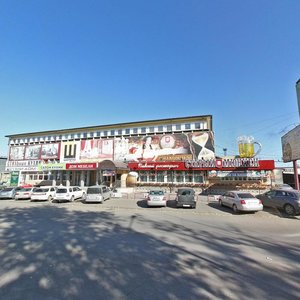Ulitsa Oktyabrskoy Revolyutsii, 3, Irkutsk: photo