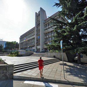 Sovetskaya ploshchad, 1, Alushta: photo