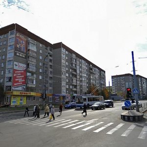 Ижевск, Молодёжная улица, 69: фото