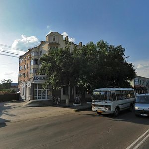 Komsomolskaya ulitsa, 44, : foto
