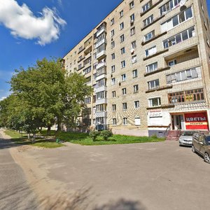 Ulitsa Tikhonova, 32, : foto