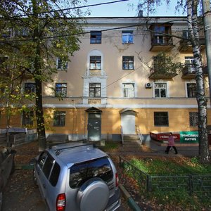 Izhorskaya Street, 27, : foto