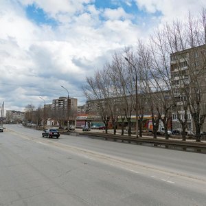 Екатеринбург, Улица Бакинских Комиссаров, 112: фото