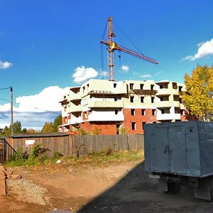Surikova Street, 14, Kirov: photo