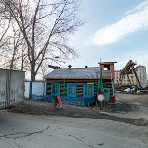Stroiteley Street, 45, Yekaterinburg: photo