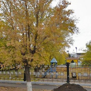 Ulitsa Tkachyova, 8, Orenburg: photo