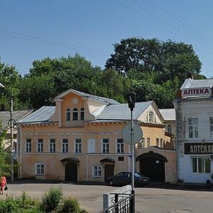 Tveretskaya Embankment, 19, Torzgok: photo