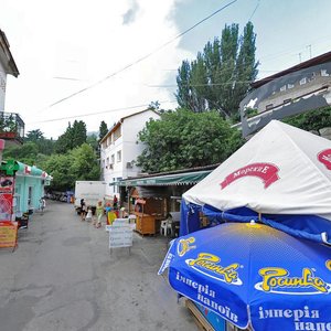 Алупка, Улица Фрунзе, 4А: фото