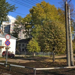 Lomonosova Street, 10, Kirov: photo