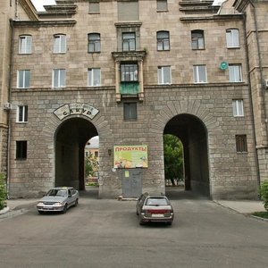 Prospekt Metallurgov, 2Б, : foto