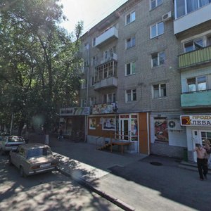 Саратов, Улица имени В.Г. Рахова, 145: фото