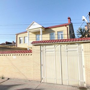 Chelyuskintsev Street, 15, Astrahan: photo