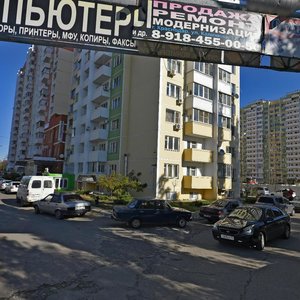 Краснодар, Улица имени Калинина, 13к64: фото