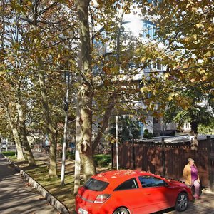 Сочи, Улица Орджоникидзе, 26Б: фото