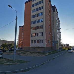 Волгоградская область, Улица Нефтяников, 13: фото