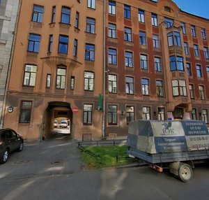 13th Vasilyevskogo Ostrova Line, 16, : foto